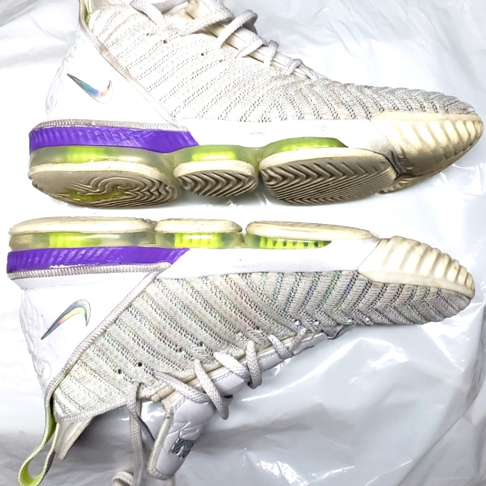 Nike lebron 16 men sneakers